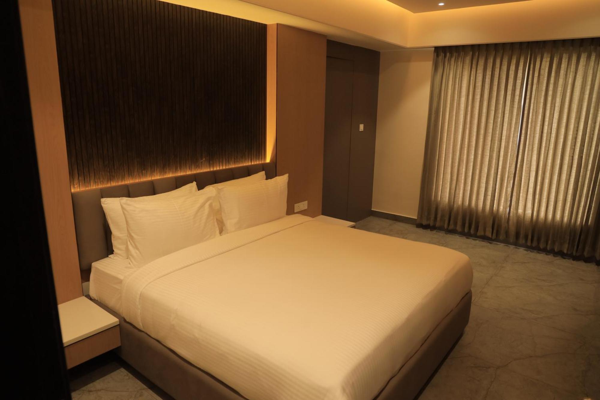 Vantara Suites Vellore Zewnętrze zdjęcie