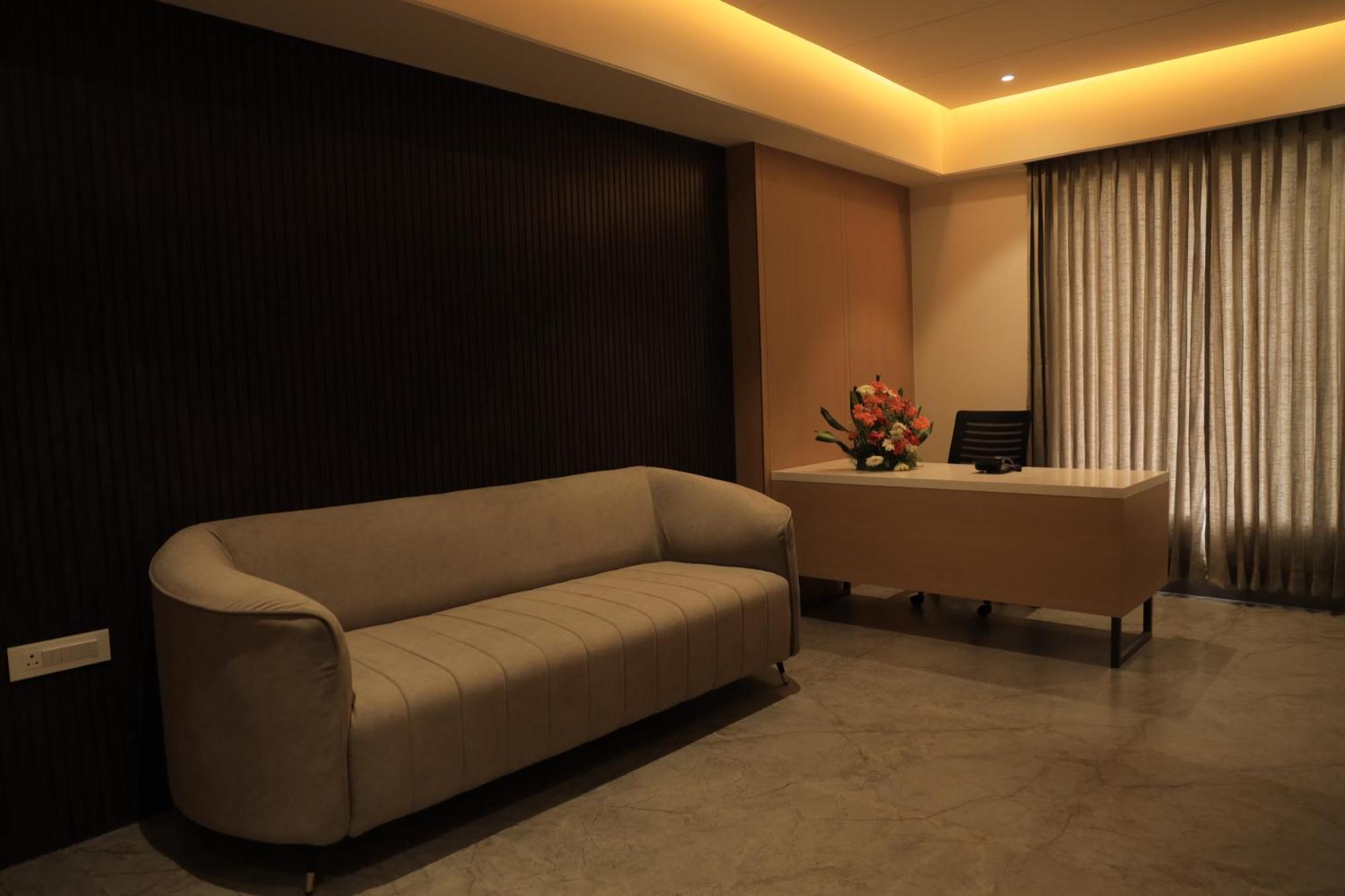 Vantara Suites Vellore Zewnętrze zdjęcie