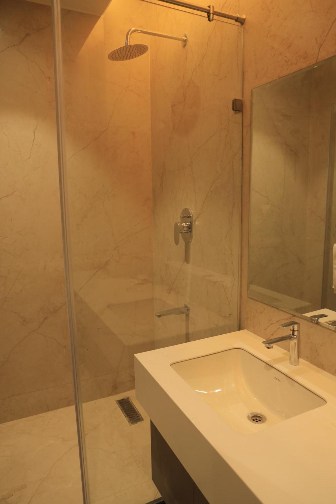 Vantara Suites Vellore Zewnętrze zdjęcie