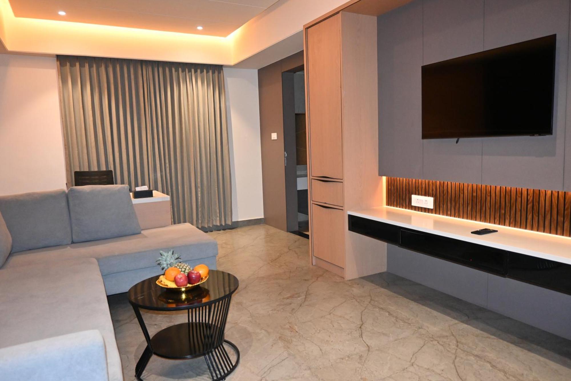 Vantara Suites Vellore Zewnętrze zdjęcie